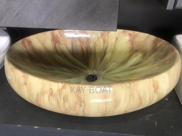 A Gold-Like Basin · Photo 2