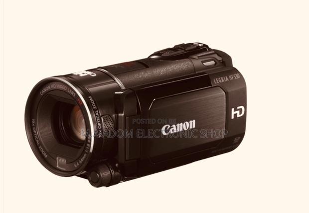 Canon Legria HF530 -32x Optical Zoom · Photo 2