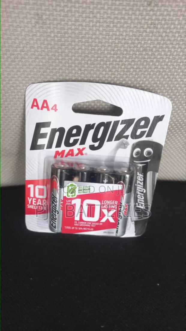Hospital Apparatus Batteries · Photo 3