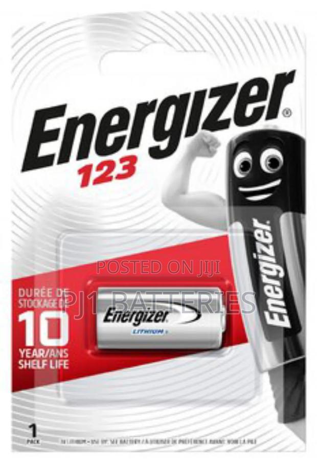Cr123 Energizer Lithium Batteries · Photo 2