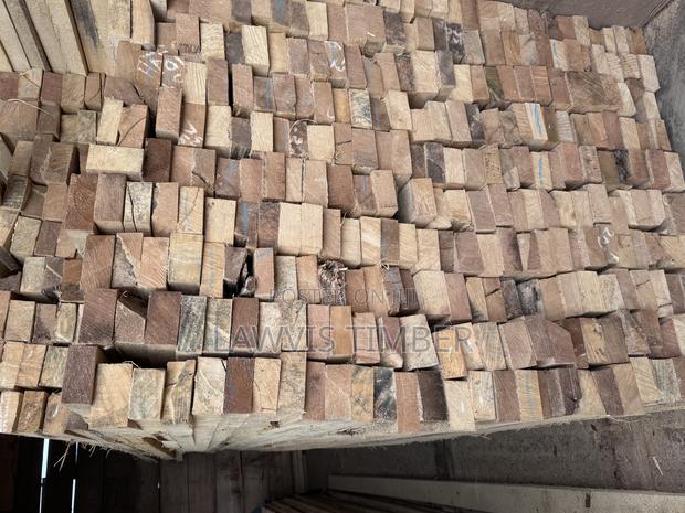 50mm X 100mm / Wawa Board / Decking Wood · Photo 4