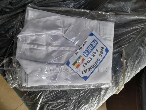 Doctors' Labcoats All Sizes · Photo 4