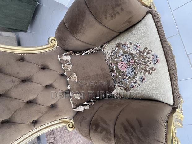 Royal Sofa(Pair) · Photo 4
