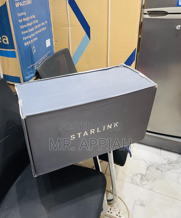 High Quality Starlink Generation 2 Standard Kit Router. · Photo 2