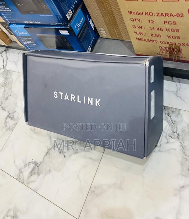 Energy Efficient Starlink Gen 2 Standard Kit Router Wifi-5. · Photo 2