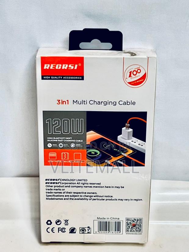 Powerflex Pro: The Ultimate 3-in-1 Charging Cable · Photo 4