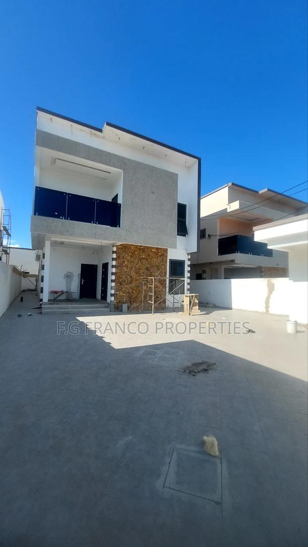4bdrm House in Kg. Franco, Sakumono for sale · Photo 1