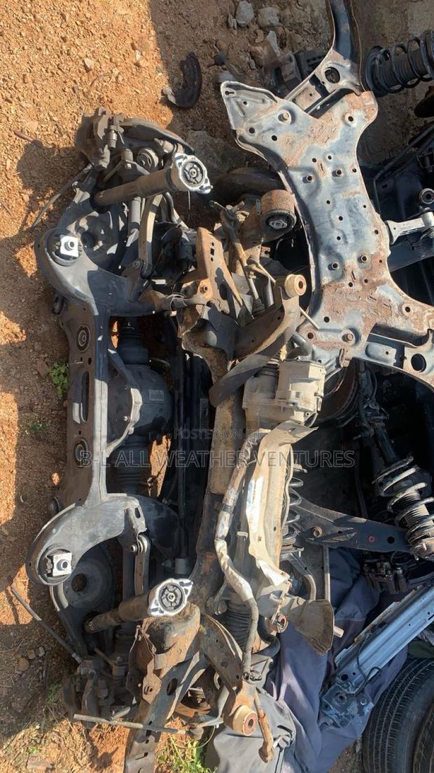 Mercedes Benz C250 Back Axle Complete photo 2