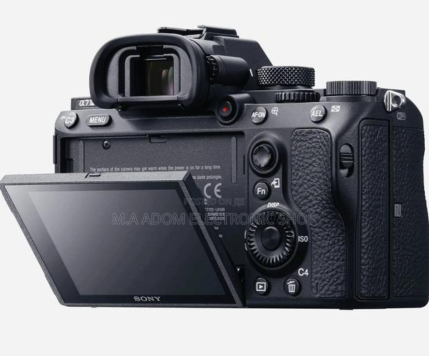 A7 III Mirrorless Camera (Body Only) · Photo 2