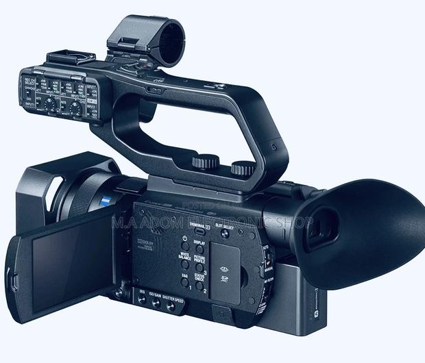 Sony PXW-Z90 HDR Xd Cam With Fast Hybrid Af · Photo 2