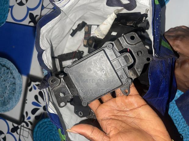 Front Control Distance Sensor Radar 2018-2022 Toyota Tacoma photo 5