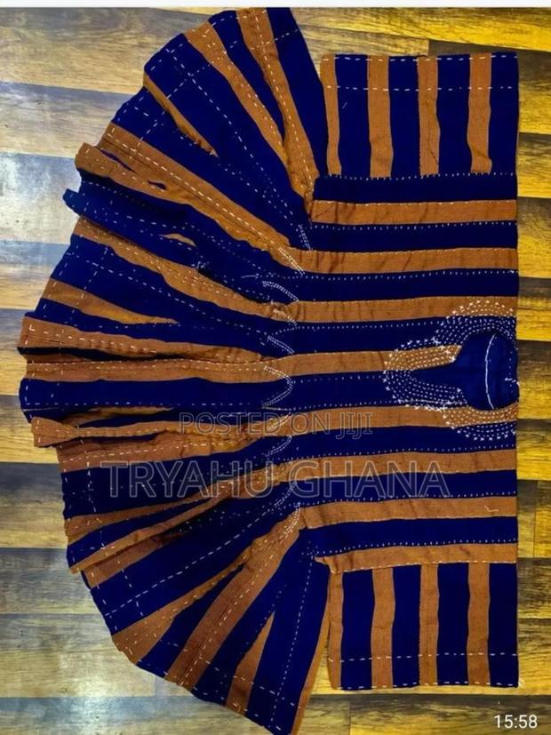 NEW STOCK Alerts-ghanaian Heritage Hand-made Smock For Sale · Photo 3