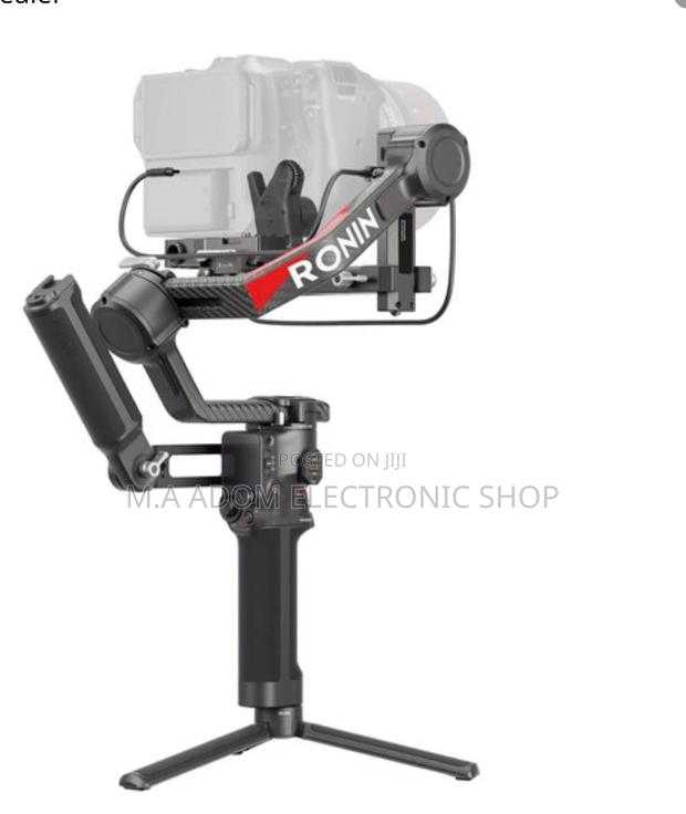 DJI RS 4 Combo Handheld · Photo 2