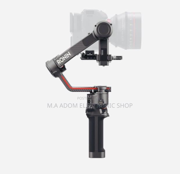 Dji Rs 3 Pro Gimbal Stabilizer · Photo 2