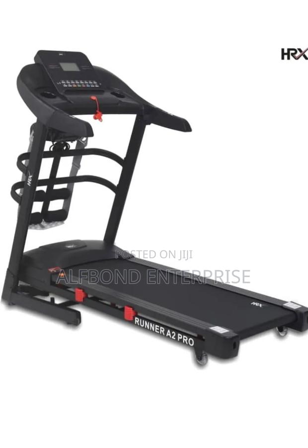Lifecare Treadmill · Photo 2
