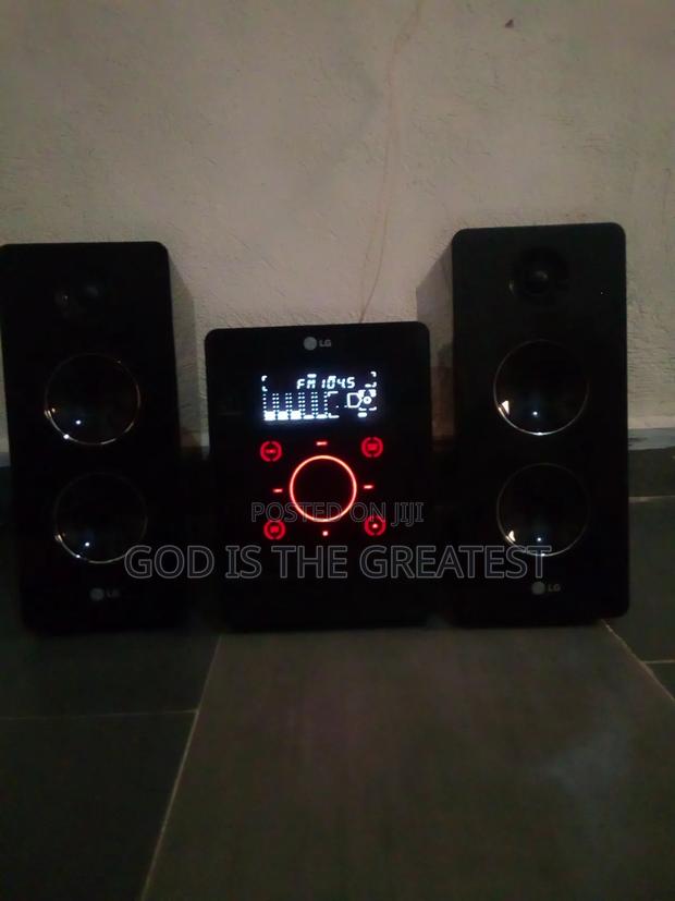 New Type Original Lg Home Theater With Side and Side Bass photo 4