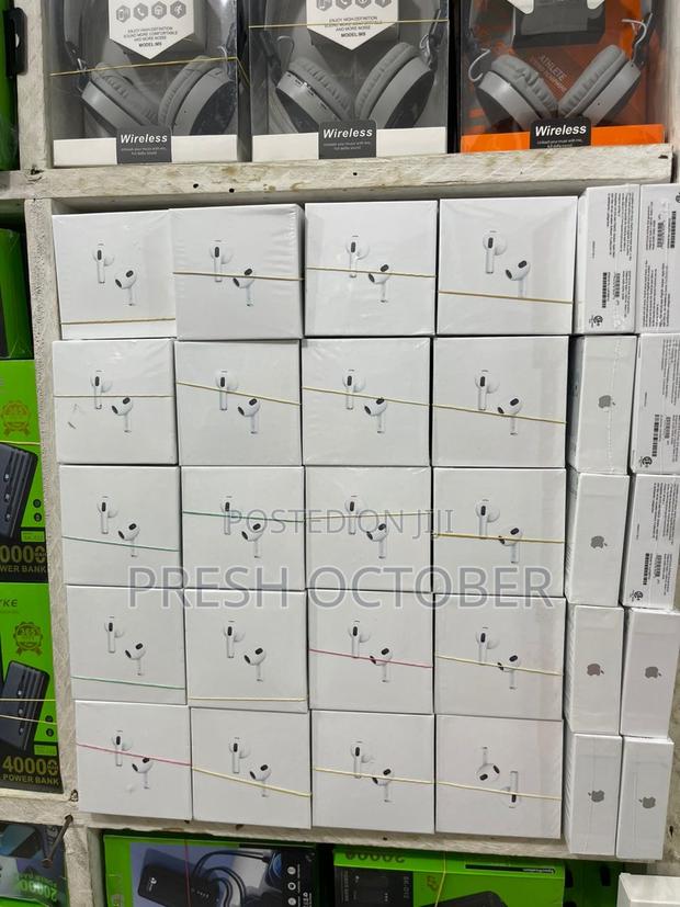 Airpods Pro for Sale With Delivery Within Accra photo 4