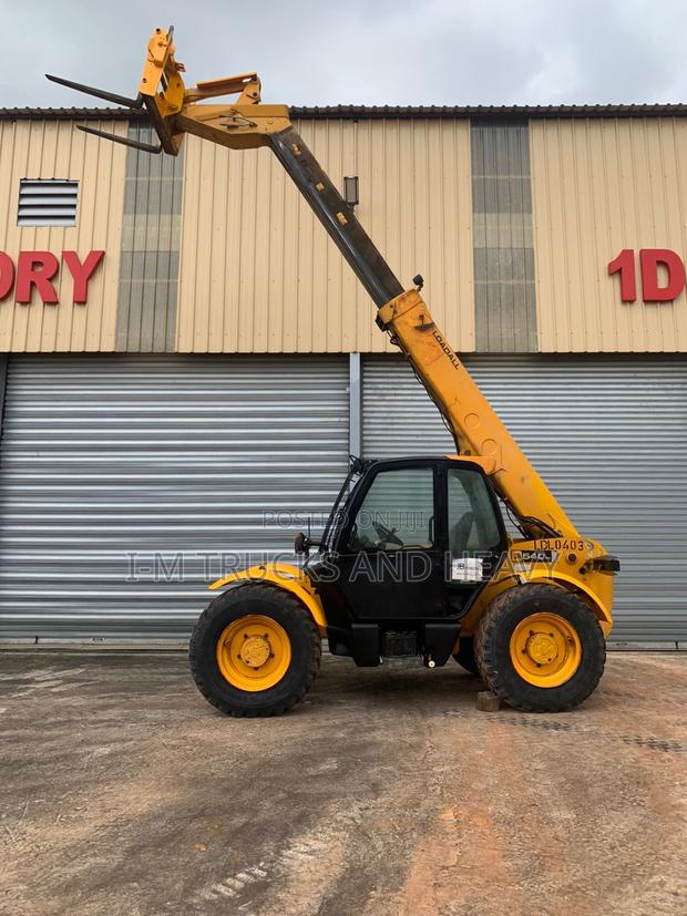 JCB 540-70 Telehandler · Photo 2