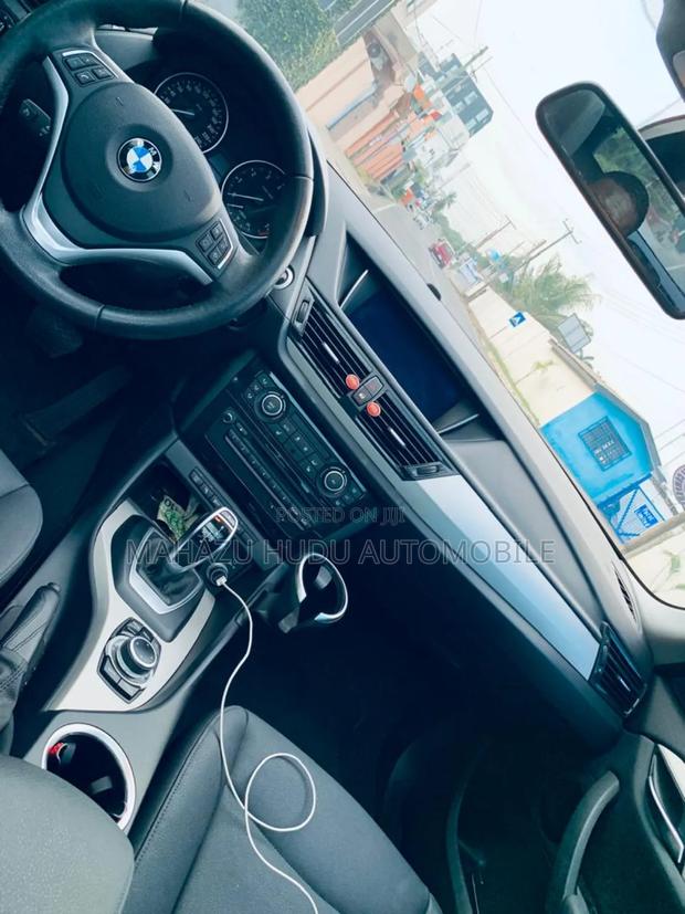 BMW X1 xDrive28i 4dr SUV AWD (2.0L 4cyl Turbo 8A) 2015 White