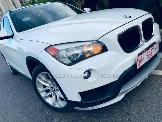 BMW X1 xDrive28i 4dr SUV AWD (2.0L 4cyl Turbo 8A) 2015 White