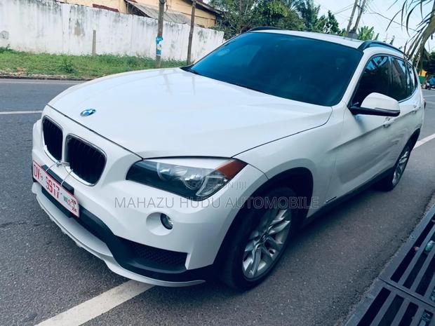 BMW X1 xDrive28i 4dr SUV AWD (2.0L 4cyl Turbo 8A) 2015 White