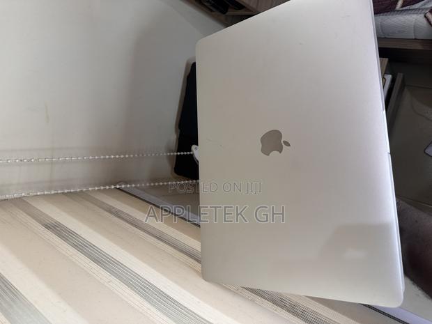 Laptop Apple MacBook Pro 2018 32GB Intel Core I7 SSD 512GB photo 2