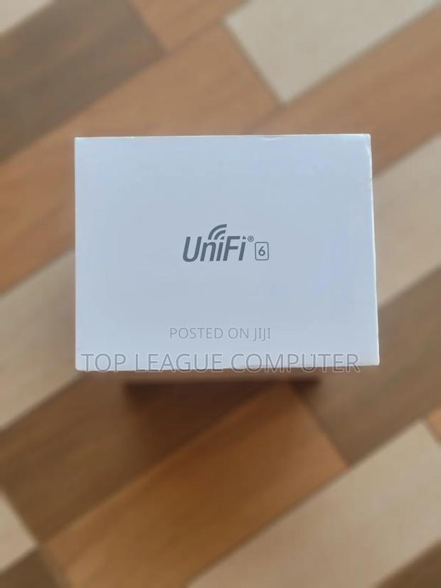 Brand New Ubiquiti Unifi U6-Mesh-Us Acccess Point photo 3