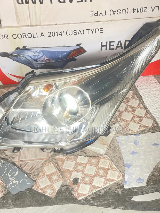 Toyota Avensis 2014 Headlight Left Side