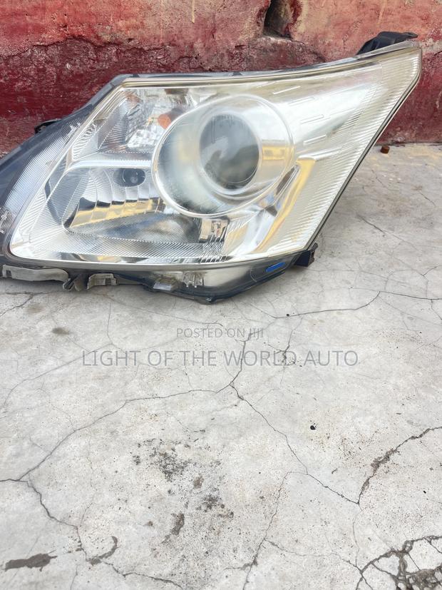Toyota Avensis 2014 Headlight Left Side