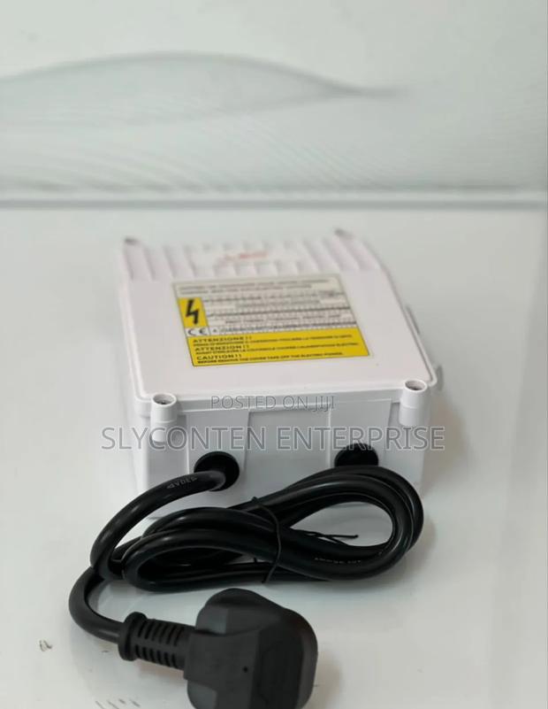 1HP Control Box · Photo 2