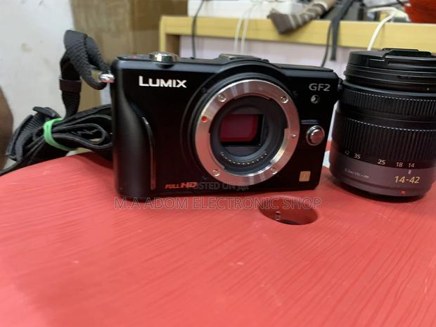 New Panasonic GF2 Camera With Lens · Photo 4