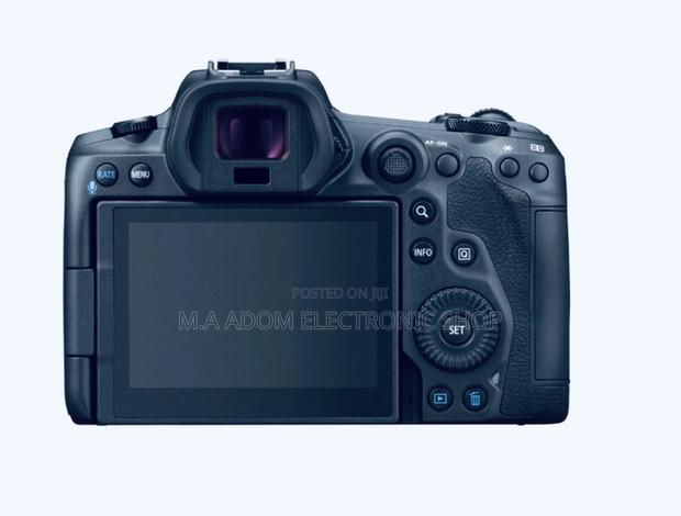 Canon EOS R5 Mirrorless Camera · Photo 2