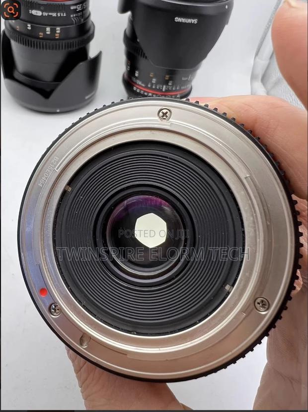 Samyang Sanyo 14mm 2.8 Ultra Wide Angle Lens photo 2