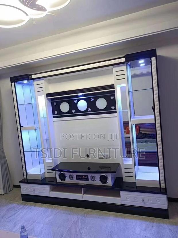 Executive Tvstand
