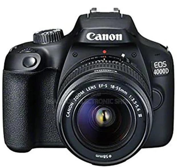 Canon EOS 4000D EF-S 18-55mm III Lens - Black · Photo 2
