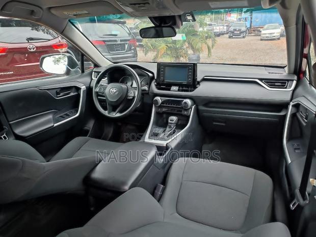 Toyota RAV4 LE AWD 2020 Red