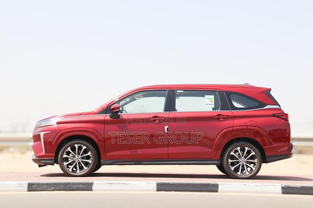 New Toyota Veloz 2023 Red photo 2