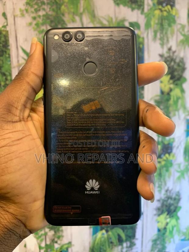 New Huawei Y9 2018 128 GB Black photo 3