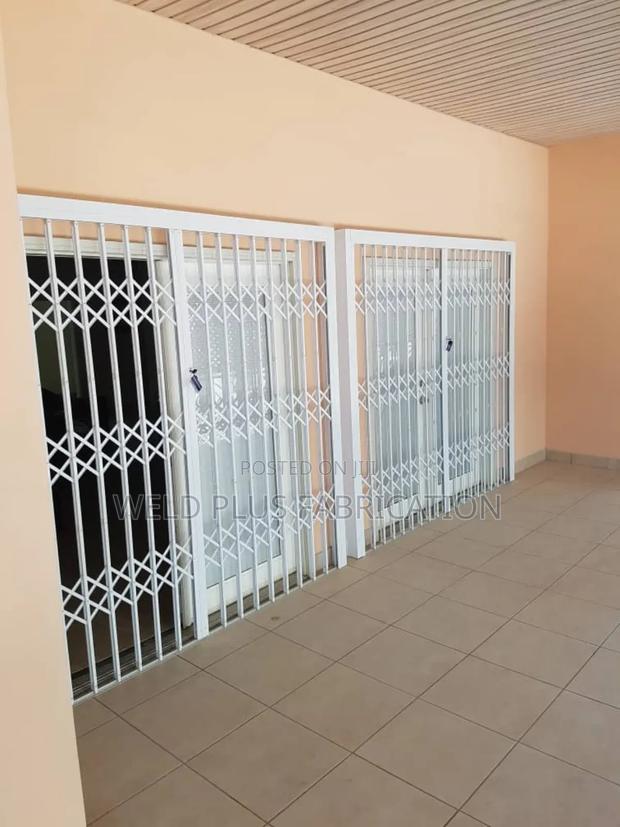 Collapsible Door Burglar Proof for Homes and Offices · Photo 3