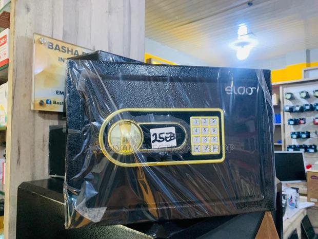 Eldo 25EB Pro Money Safe Box · Photo 2