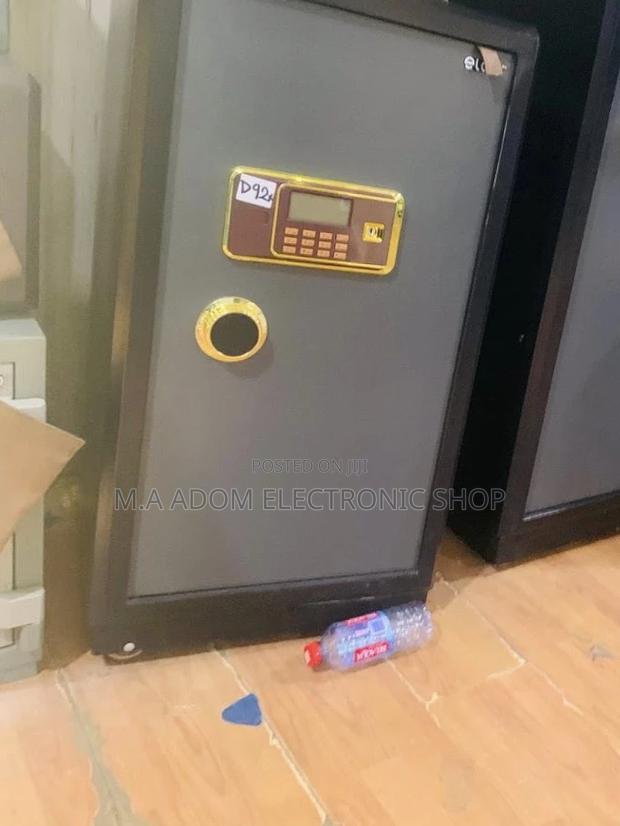 Brand New Safe Box Pro-d92x Eldo · Photo 2
