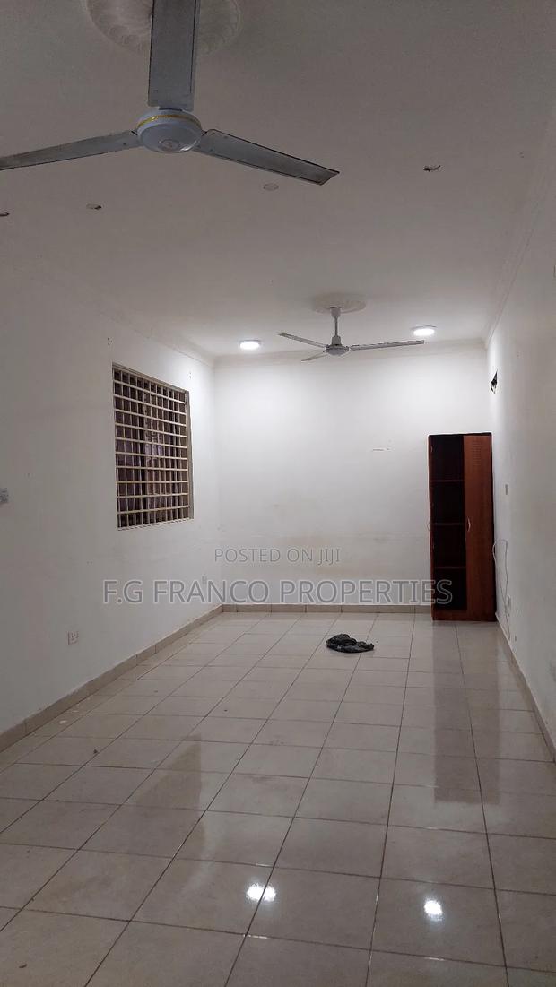 2bdrm Apartment in Kg.Franco Properties, Spintex for rent · Photo 4