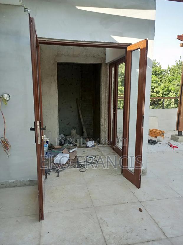 Door Glazed · Photo 4