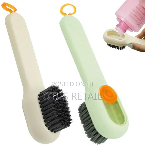 Shoe and Utensils Liquid Brush