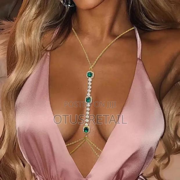 Body Jewellery Chain FREE DELIVERY