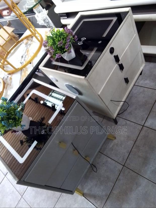 Electronic Smart Bedside Table /Drawer , Chair Side Tabs · Photo 2