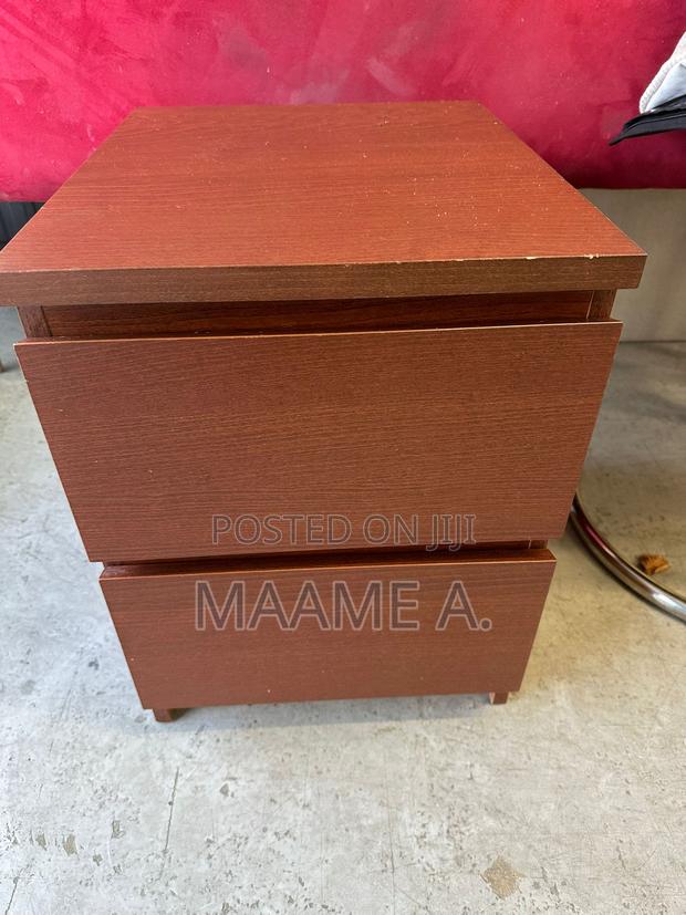 Ikea Bed Side Table · Photo 4