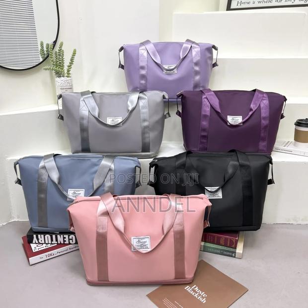 Travelling Bag · Photo 4