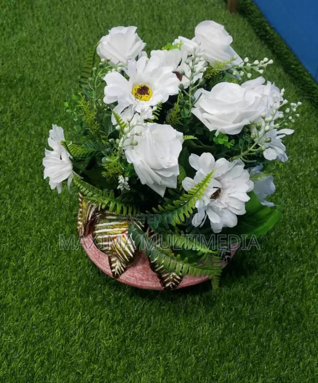 Artificial Flowers photo 2