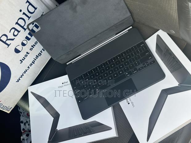 12.9 Inch Magic Keyboard
